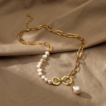 Pearl Pendant Chain Necklace